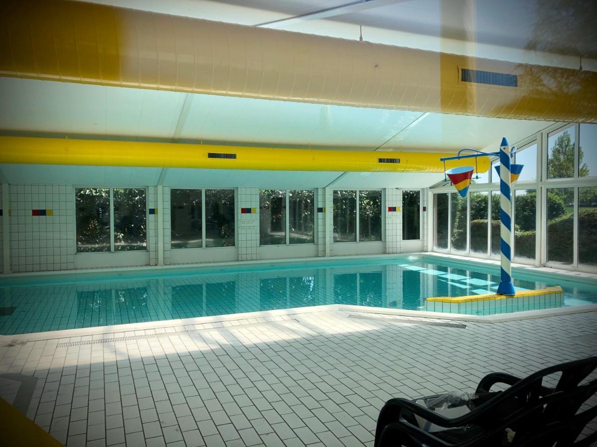 Chalet Enjoy Oostkapelle Luaran gambar