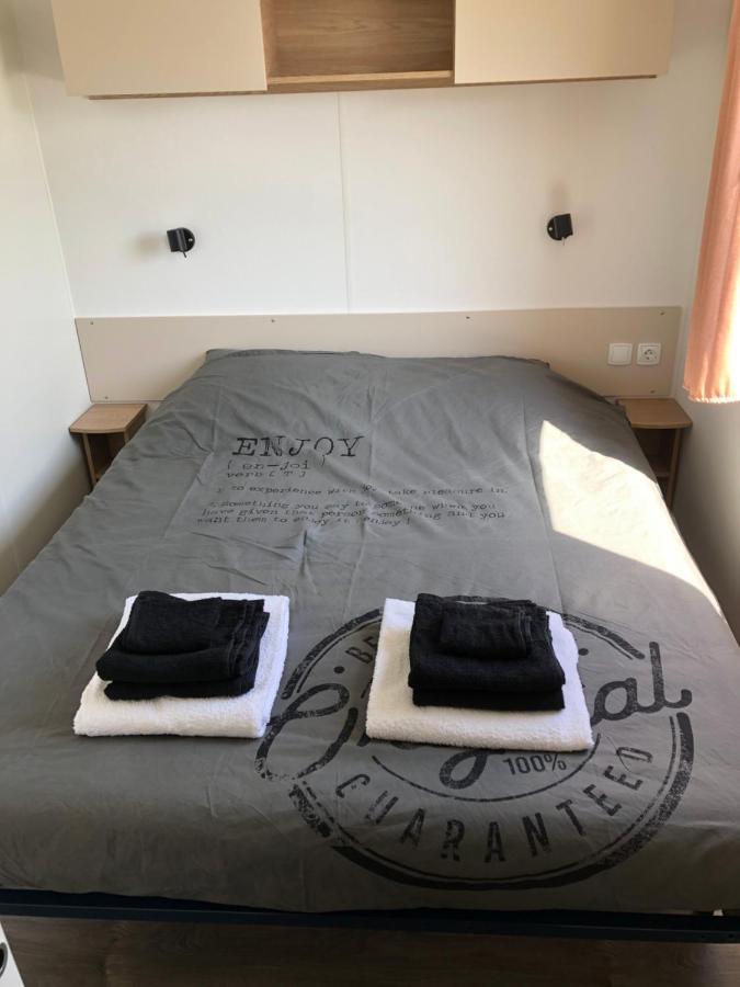 Chalet Enjoy Oostkapelle Luaran gambar